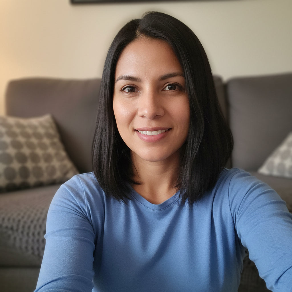 Luisa F., 32